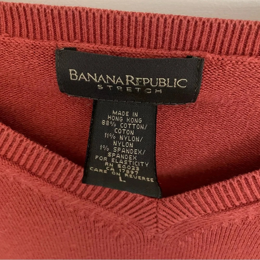 Men’s large red v-neck sweater